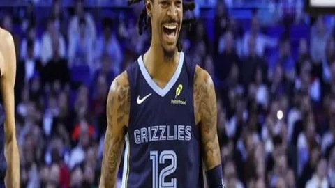 曾凡博22分5助领跑北京队，崔永熙看好其NBA未来星光璀璨。